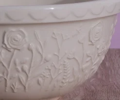 In The Meadow Mixing Bowls><noscript><img width=