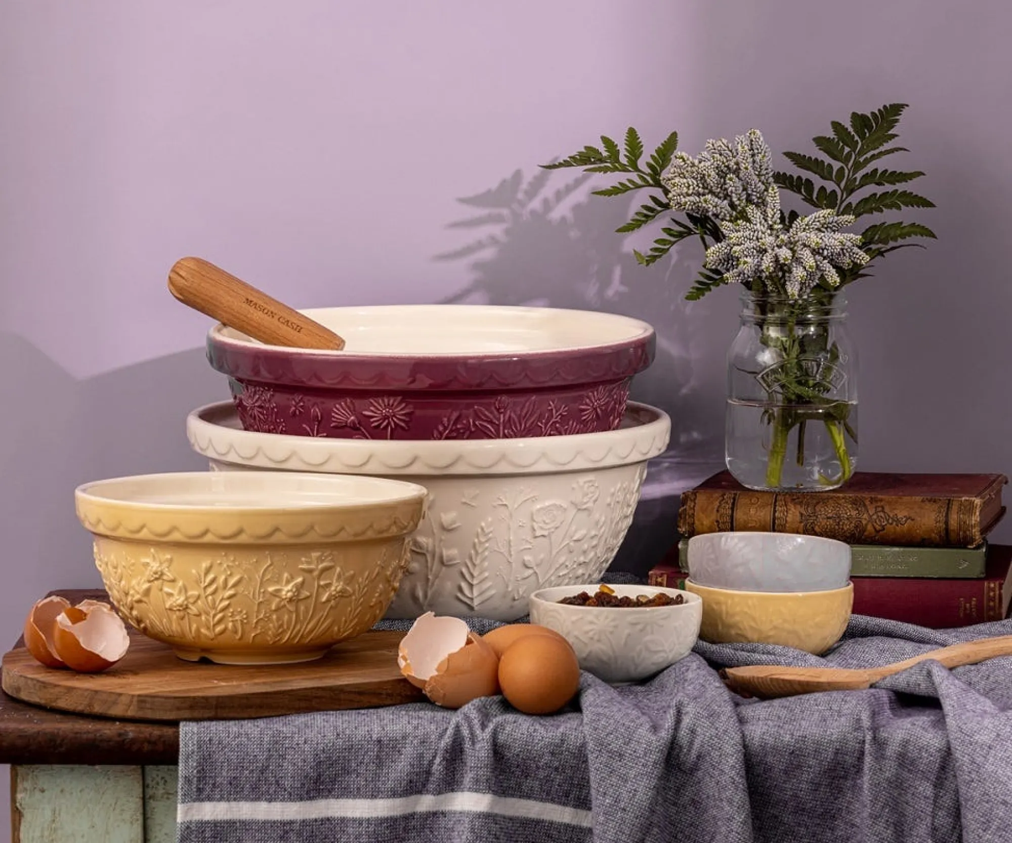 In The Meadow Mixing Bowls>Mason Cash In The Meadow S12 Cream Rose Mixing Bowl 29cm