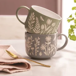 Mugs>Mason Cash In The Meadow Set Of 4 Blue Daisy Mugs 400ml